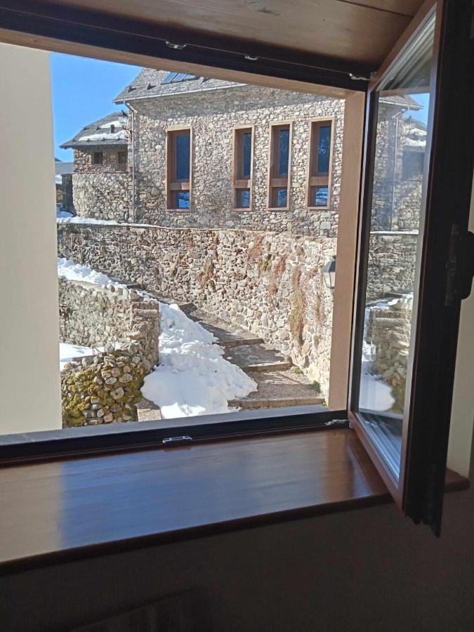 Casitas En Sallent En El Centro Villa Sallent de Gállego Esterno foto