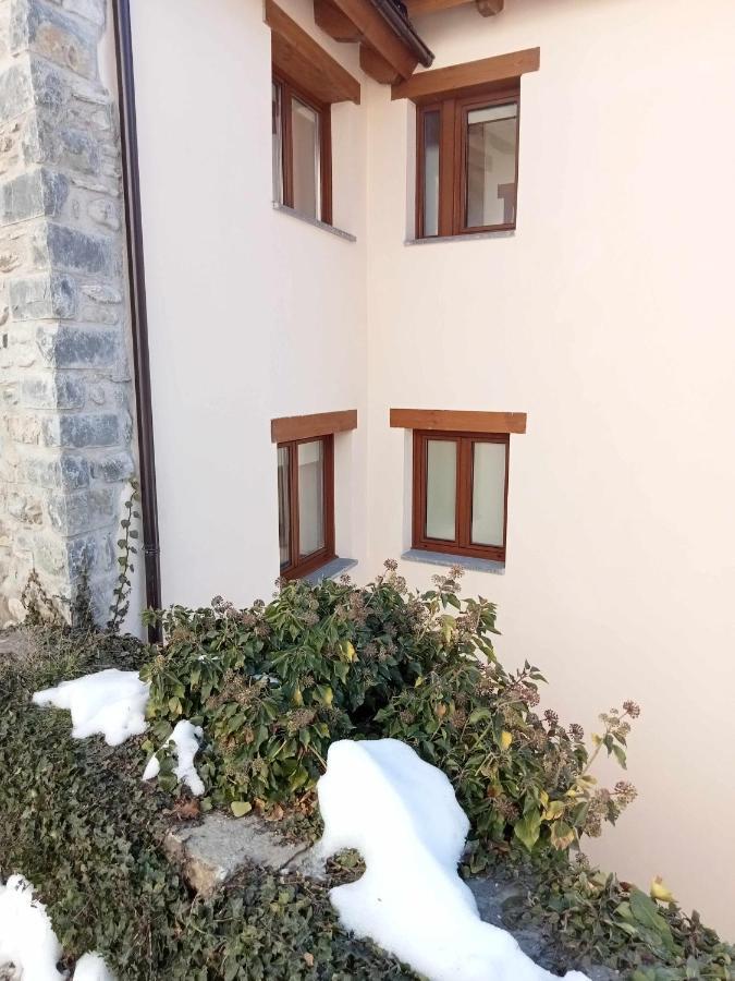 Casitas En Sallent En El Centro Villa Sallent de Gállego Esterno foto